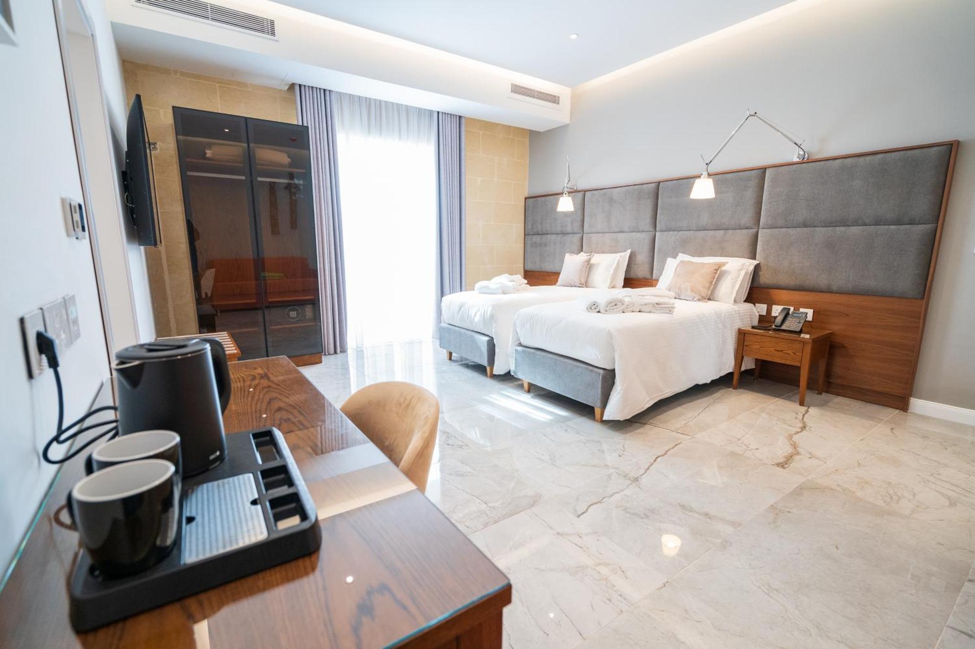 L-Eremita Boutique Hotel 알라 외부 사진